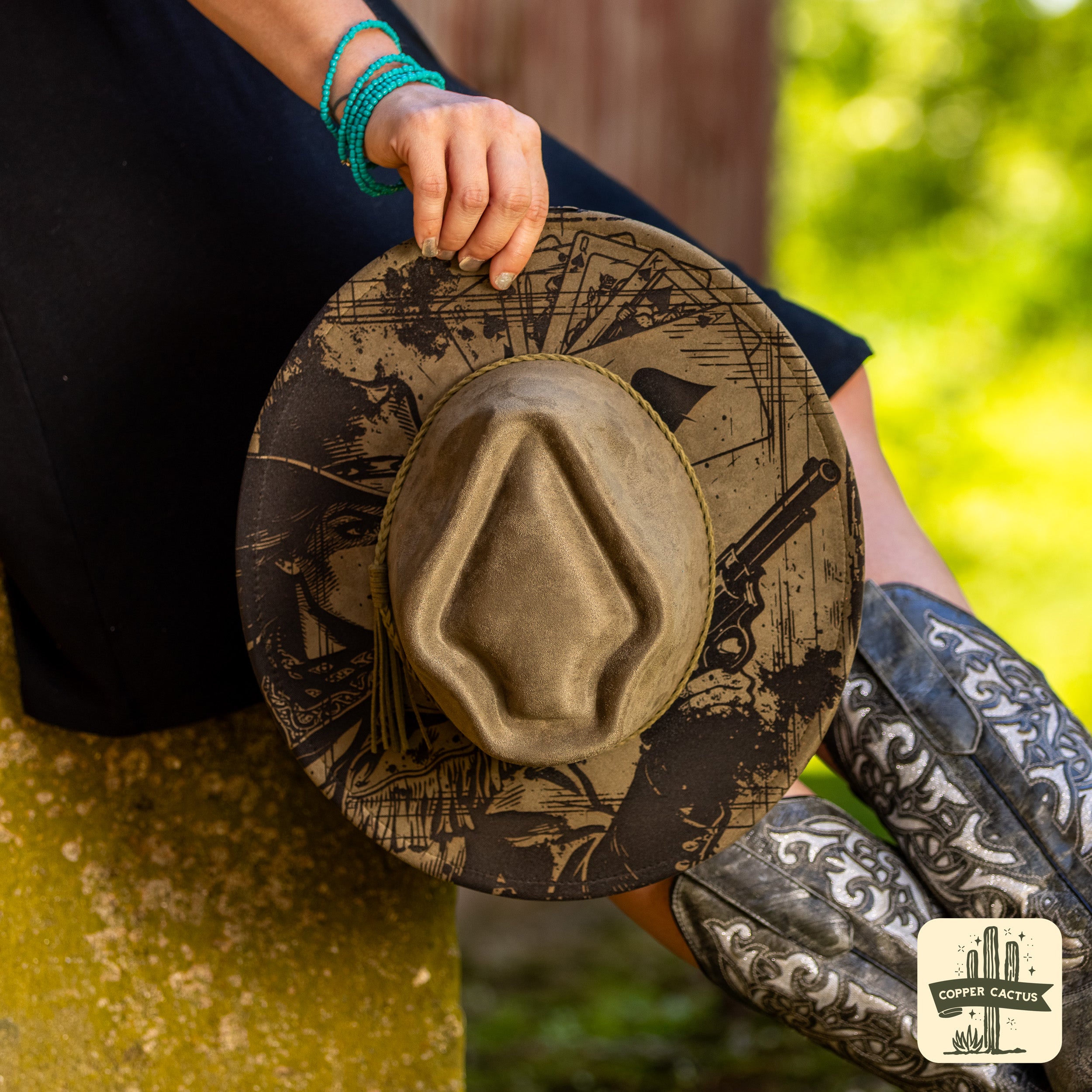 Wide Brim Arrowhead Felt Hat